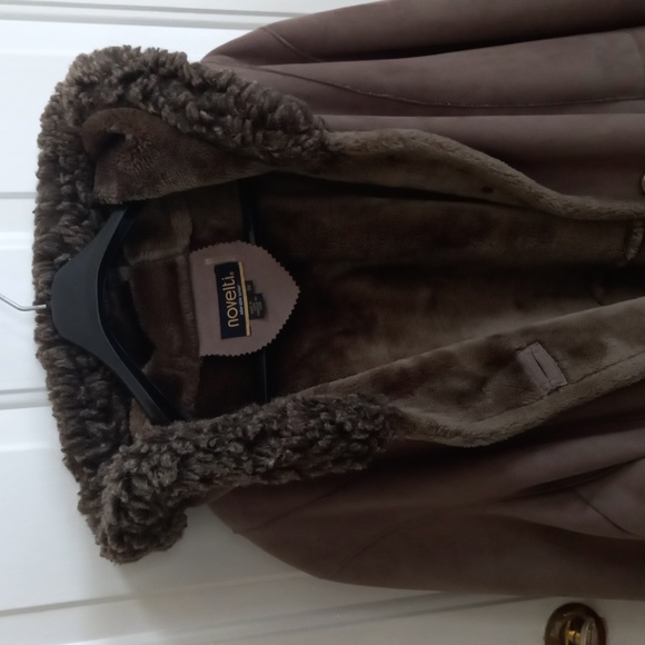 Novelti Plus 3X faux fur jacket with hoodie khaki/olive color - Picture 5 of 15